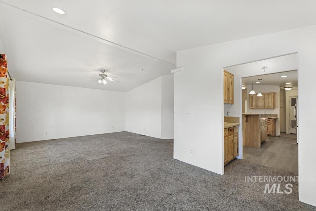 435 1St Ave E, Wendell, Idaho 83355-5103, 3 Bedrooms, 2 Bathrooms, Residential For Sale, Price $269,900, 98986333