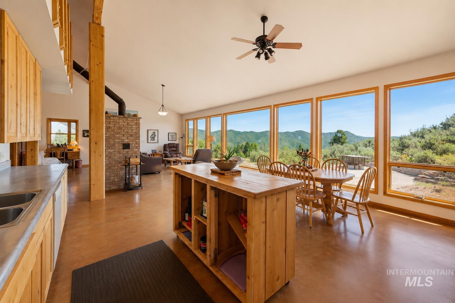 223 Evergreen Dr., Boise, Idaho 83716, 1 Bedroom, 1 Bathroom, Residential For Sale, Price $425,000, 98986334