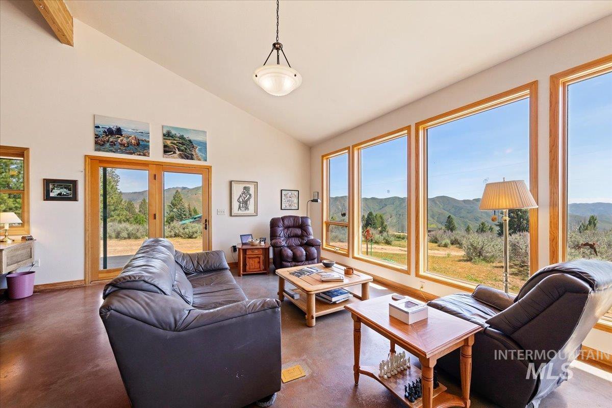 223 Evergreen Dr., Boise, Idaho 83716, 1 Bedroom, 1 Bathroom, Residential For Sale, Price $425,000,MLS 98986334
