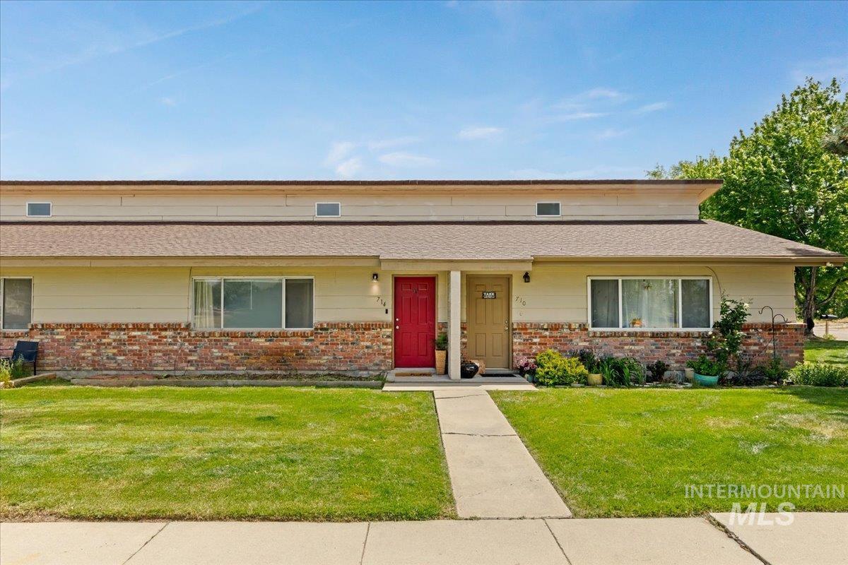 714 NW 8th St, Meridian, Idaho 83642, 2 Bedrooms, 1 Bathroom, Residential For Sale, Price $259,000, 98986336