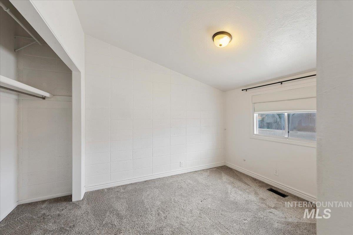 714 NW 8th St, Meridian, Idaho 83642, 2 Bedrooms, 1 Bathroom, Residential For Sale, Price $259,000, 98986336