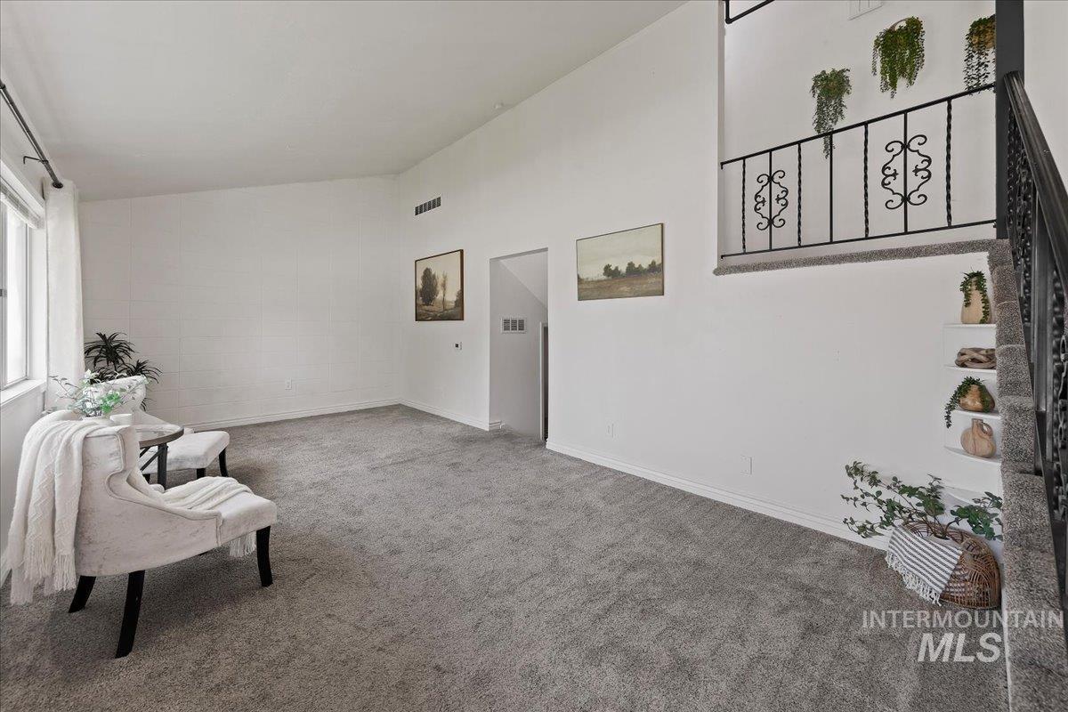 714 NW 8th St, Meridian, Idaho 83642, 2 Bedrooms, 1 Bathroom, Residential For Sale, Price $259,000, 98986336
