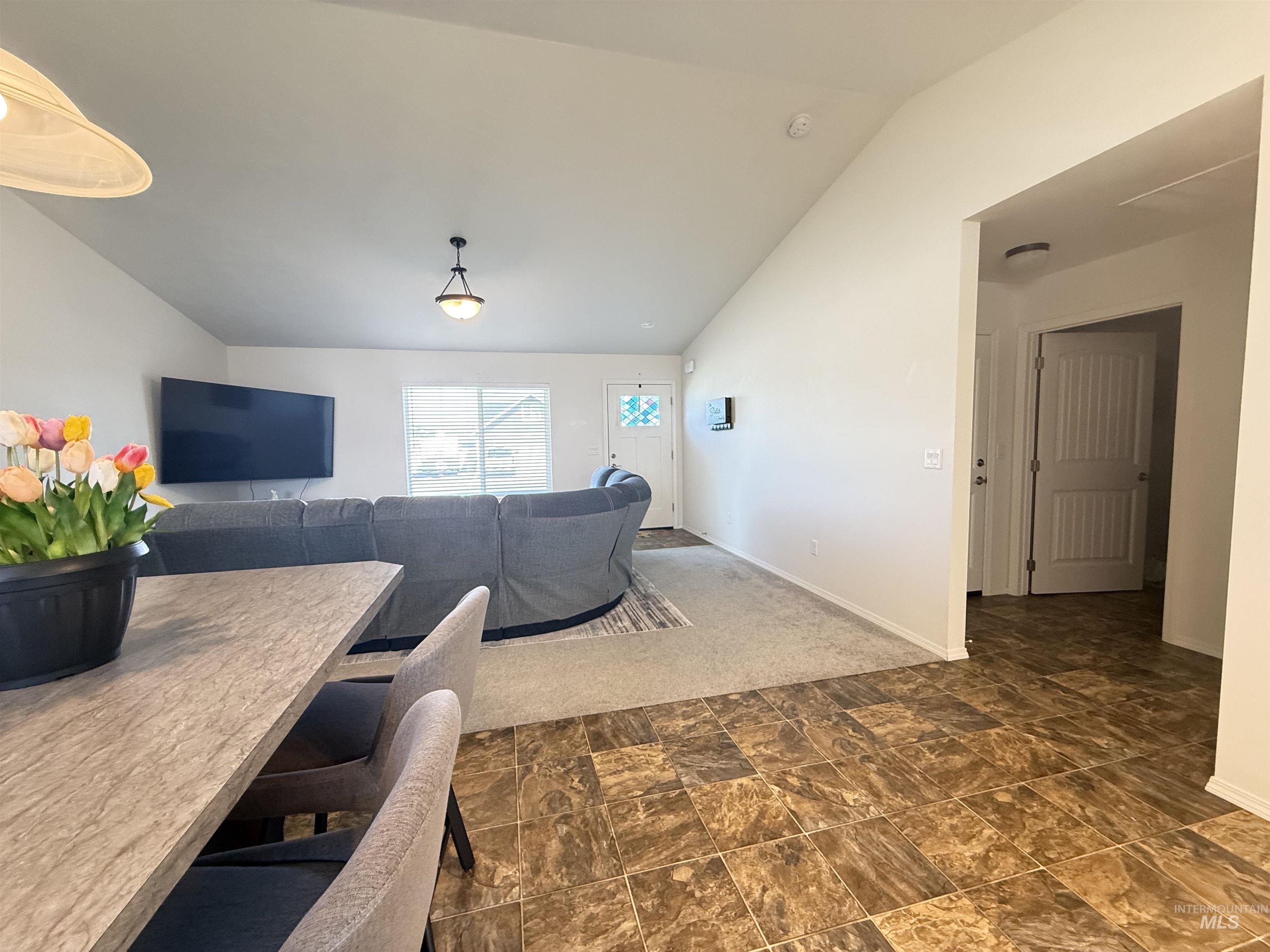 1556 Frontier Drive, Lewiston, Idaho 83501, 3 Bedrooms, 2 Bathrooms, Residential For Sale, Price $439,000,MLS 98986338