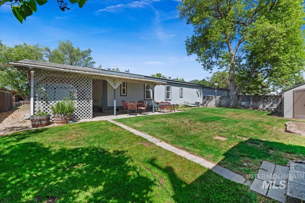 830 N 3rd East St, Mountain Home, Idaho 83647, 3 Bedrooms, 2 Bathrooms, Residential For Sale, Price $299,000, 98986339