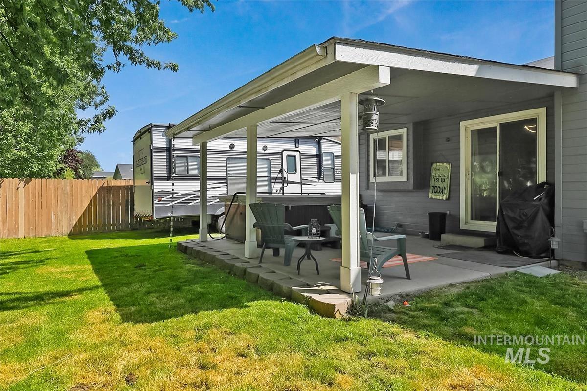 605 Cornwall Way, Fruitland, Idaho 83619-2557, 3 Bedrooms, 2.5 Bathrooms, Residential For Sale, Price $349,990, 98986340