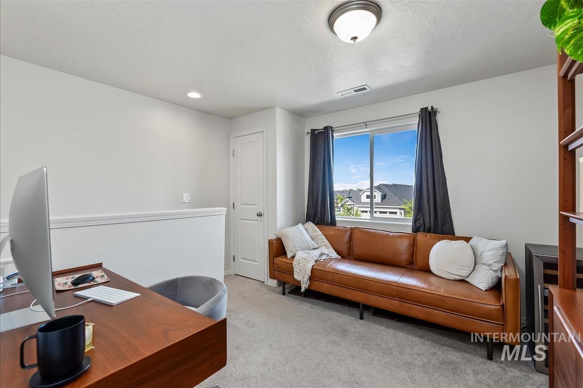 3282 NW 12th Ave, Meridian, Idaho 83646, 3 Bedrooms, 2.5 Bathrooms, Residential For Sale, Price $449,900,MLS 98986343