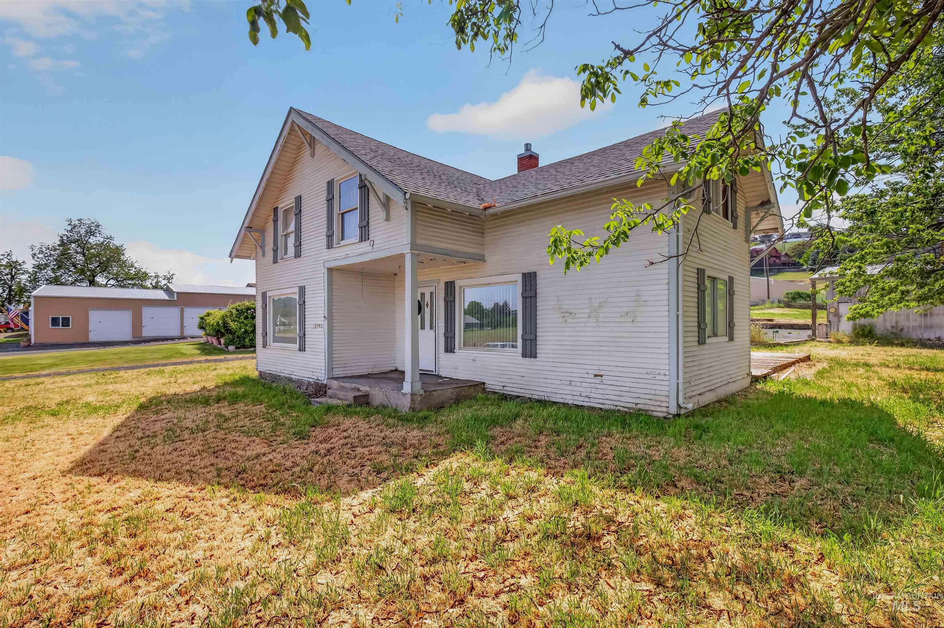 2042 13th street, Clarkston, Washington 99403, 6 Bedrooms, 1 Bathroom, Residential For Sale, Price $450,000,MLS 98986344