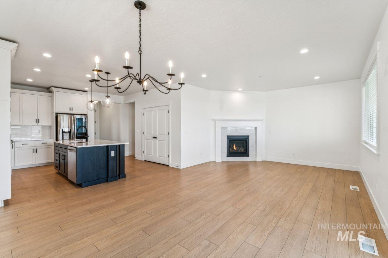 2831 E 12th St, Emmett, Idaho 83617-5058, 3 Bedrooms, 2 Bathrooms, Residential For Sale, Price $499,500,MLS 98986346