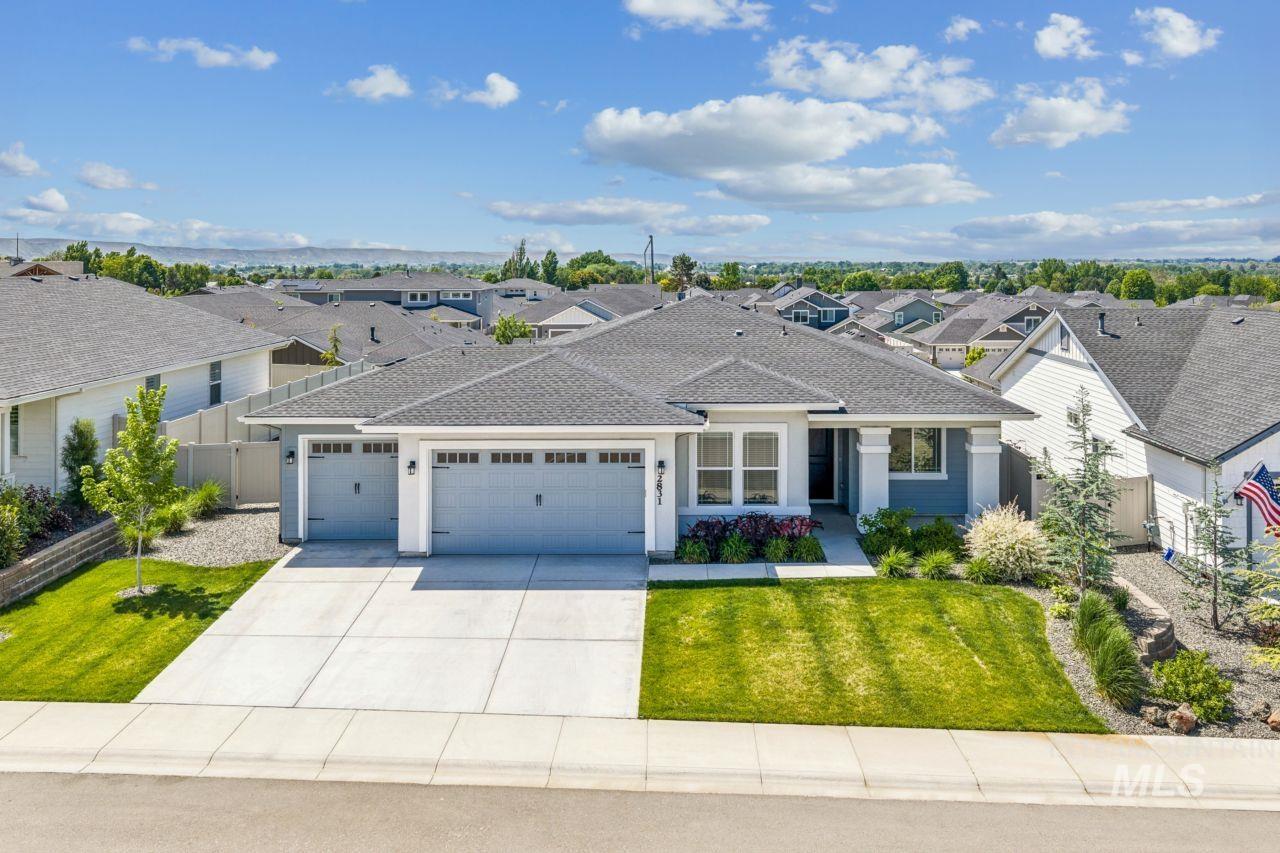 2831 E 12th St, Emmett, Idaho 83617-5058, 3 Bedrooms, 2 Bathrooms, Residential For Sale, Price $499,500,MLS 98986346