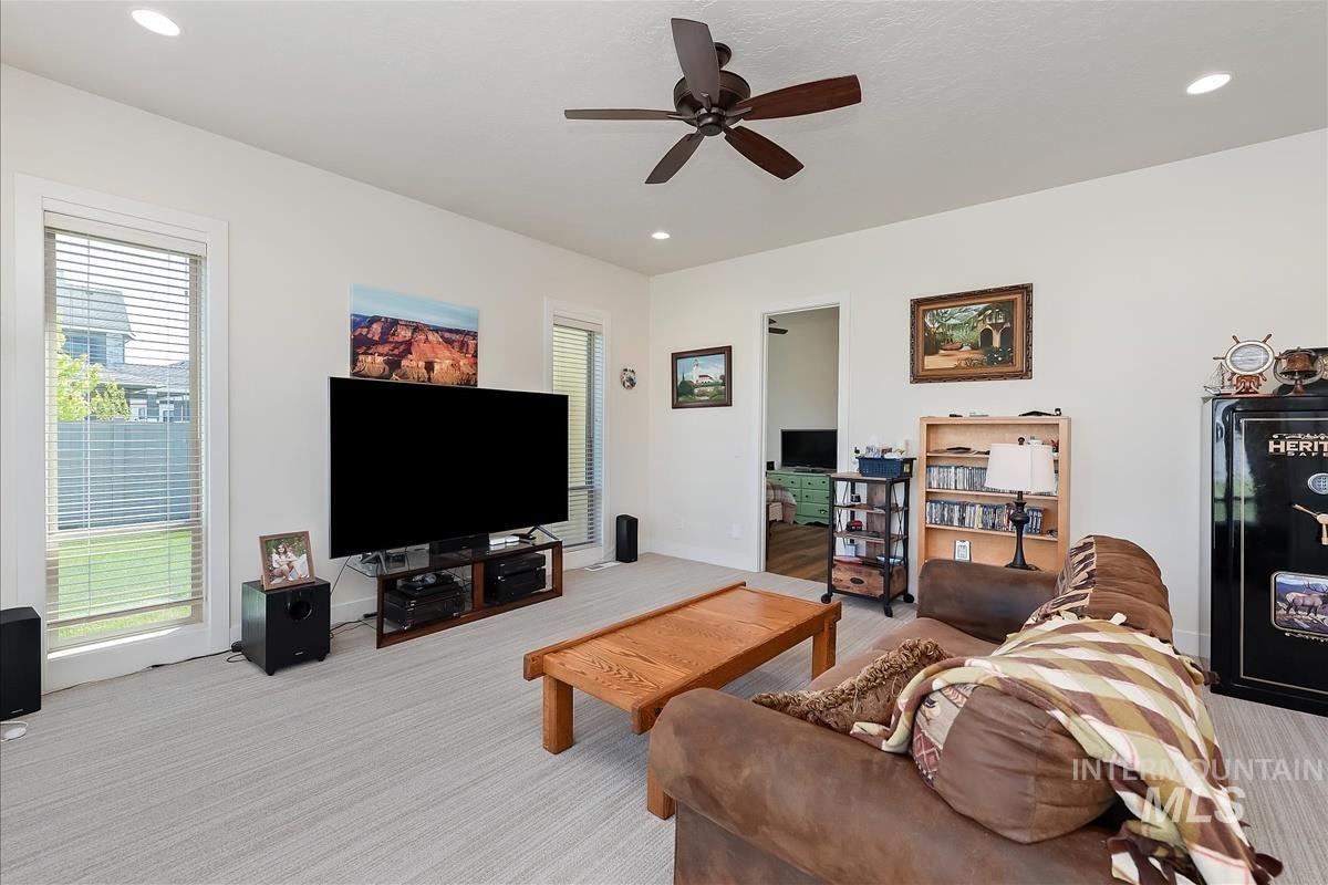 6810 S Pemberley Way, Meridian, Idaho 83642, 3 Bedrooms, 3 Bathrooms, Residential For Sale, Price $1,200,000, 98986347