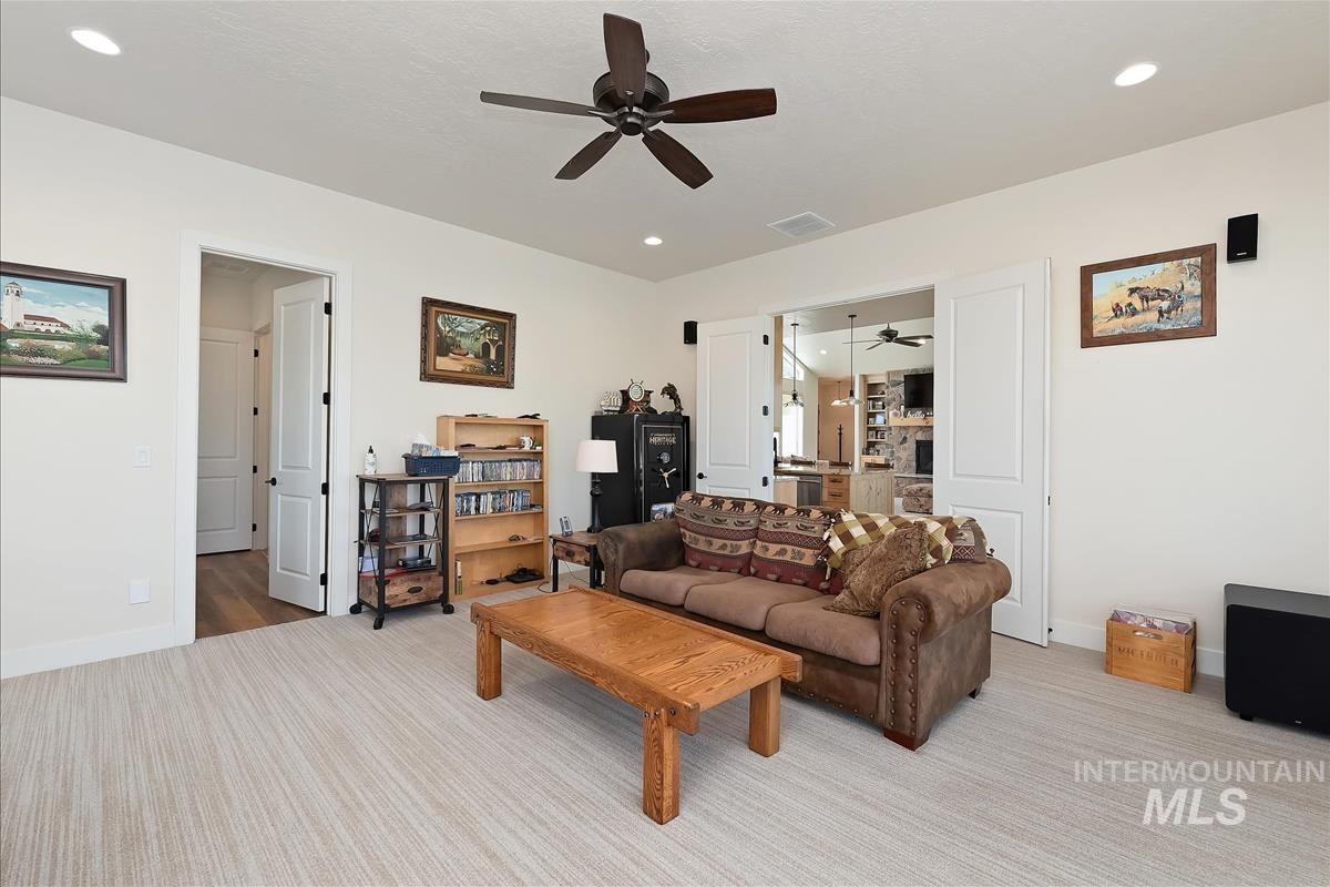 6810 S Pemberley Way, Meridian, Idaho 83642, 3 Bedrooms, 3 Bathrooms, Residential For Sale, Price $1,200,000, 98986347