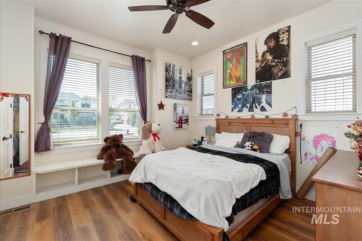 6810 S Pemberley Way, Meridian, Idaho 83642, 3 Bedrooms, 3 Bathrooms, Residential For Sale, Price $1,200,000, 98986347