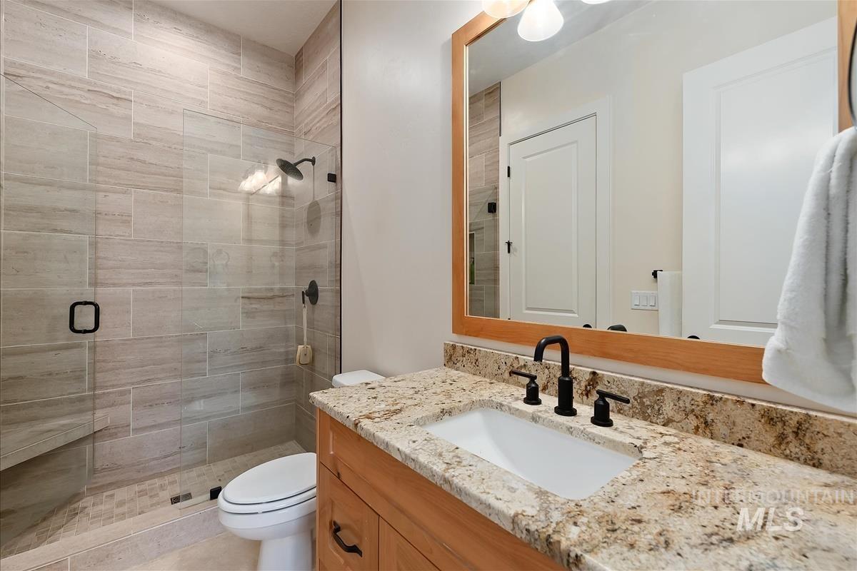 6810 S Pemberley Way, Meridian, Idaho 83642, 3 Bedrooms, 3 Bathrooms, Residential For Sale, Price $1,200,000, 98986347