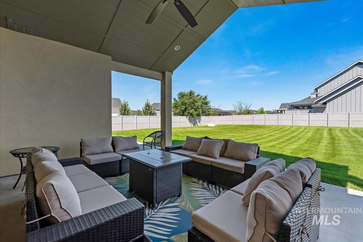 6810 S Pemberley Way, Meridian, Idaho 83642, 3 Bedrooms, 3 Bathrooms, Residential For Sale, Price $1,200,000, 98986347