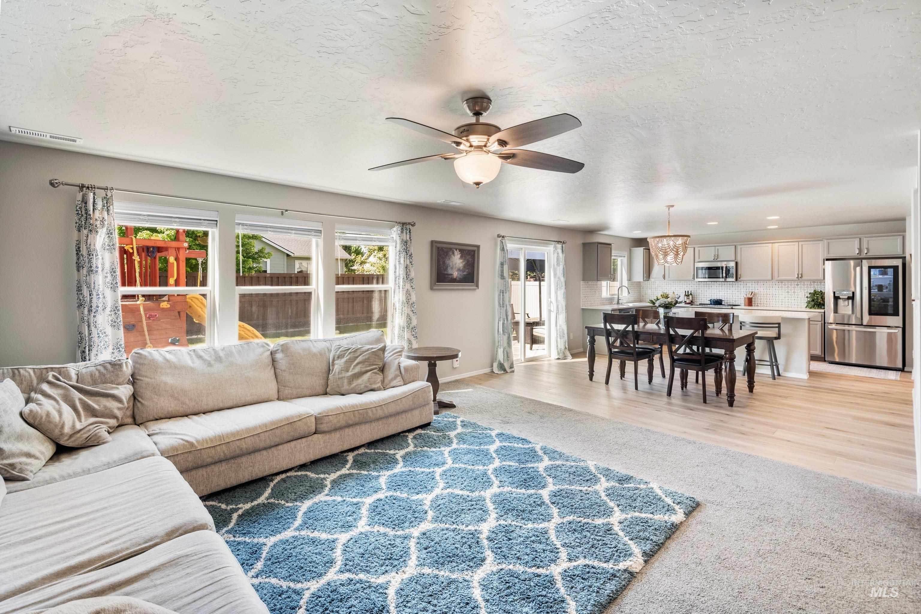 4379 W Sunny Cove St, Meridian, Idaho 83646, 4 Bedrooms, 2.5 Bathrooms, Residential For Sale, Price $575,000, 98986351
