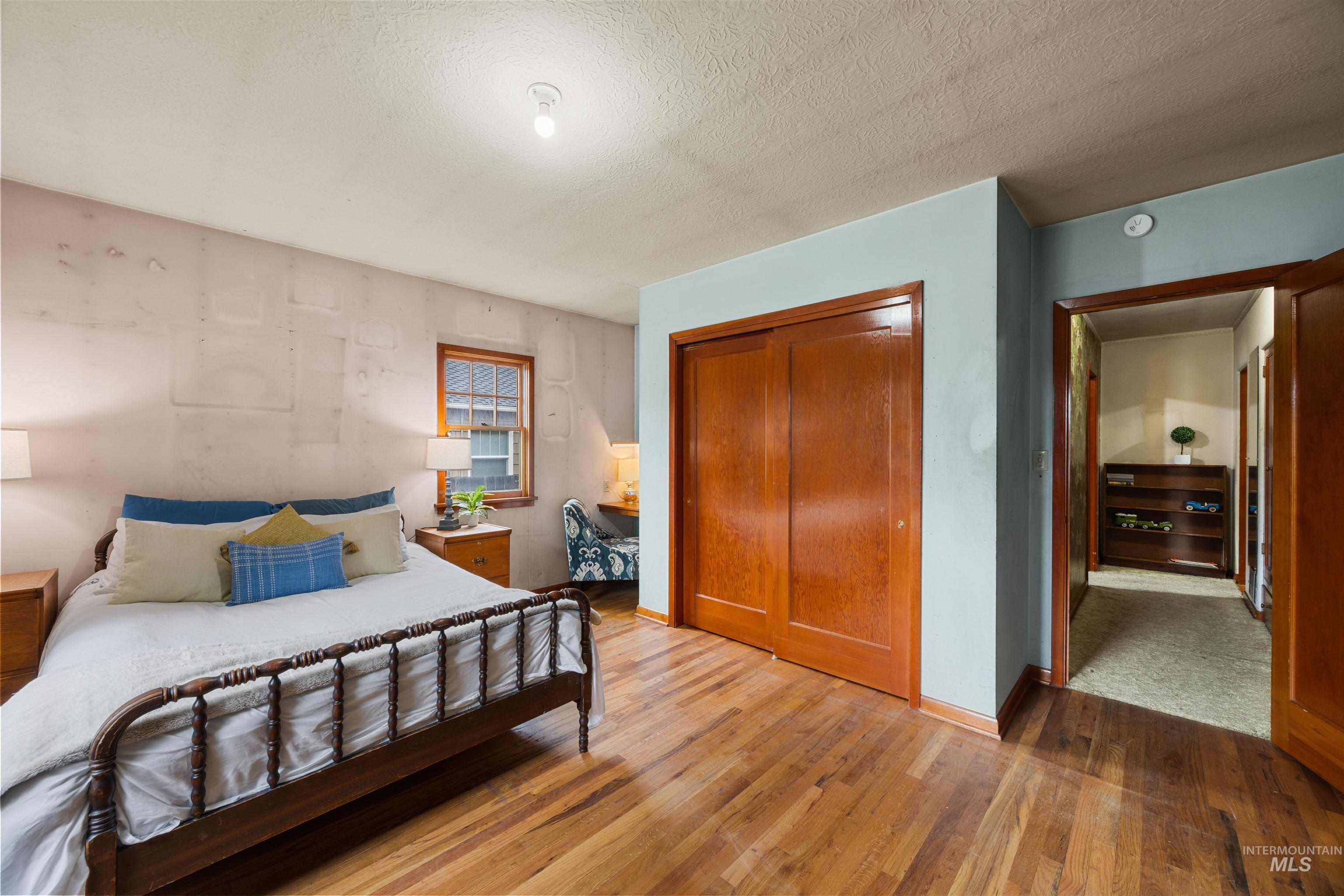 2127 W State, Boise, Idaho 83702, 2 Bedrooms, 1 Bathroom, Residential Income For Sale, Price $530,000, 98986352