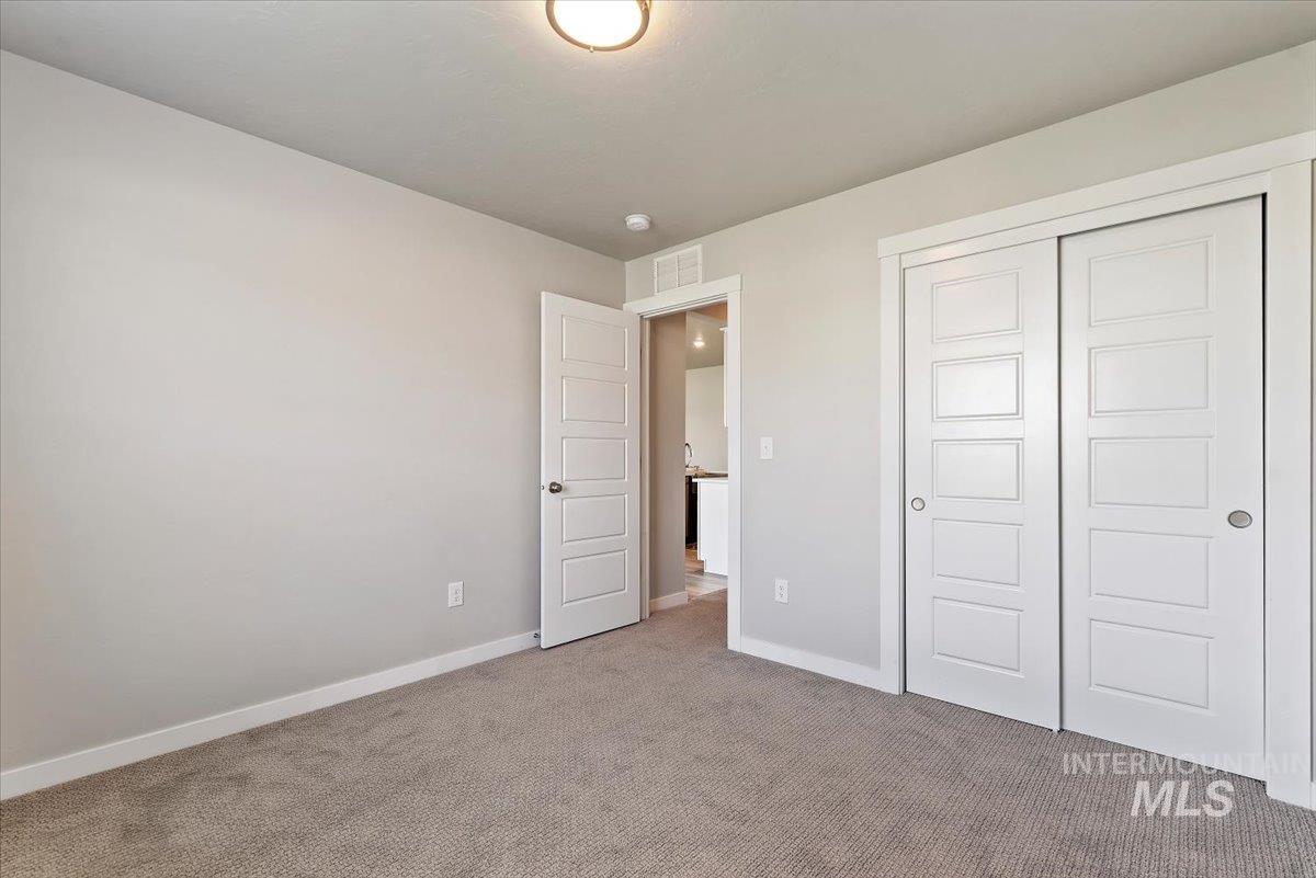 17421 N Santimon Way, Nampa, Idaho 83687, 4 Bedrooms, 2 Bathrooms, Residential For Sale, Price $515,000,MLS 98986356