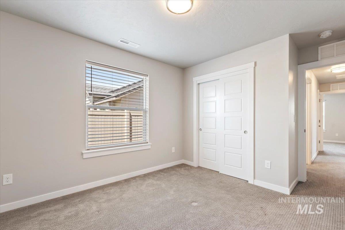 17421 N Santimon Way, Nampa, Idaho 83687, 4 Bedrooms, 2 Bathrooms, Residential For Sale, Price $515,000,MLS 98986356