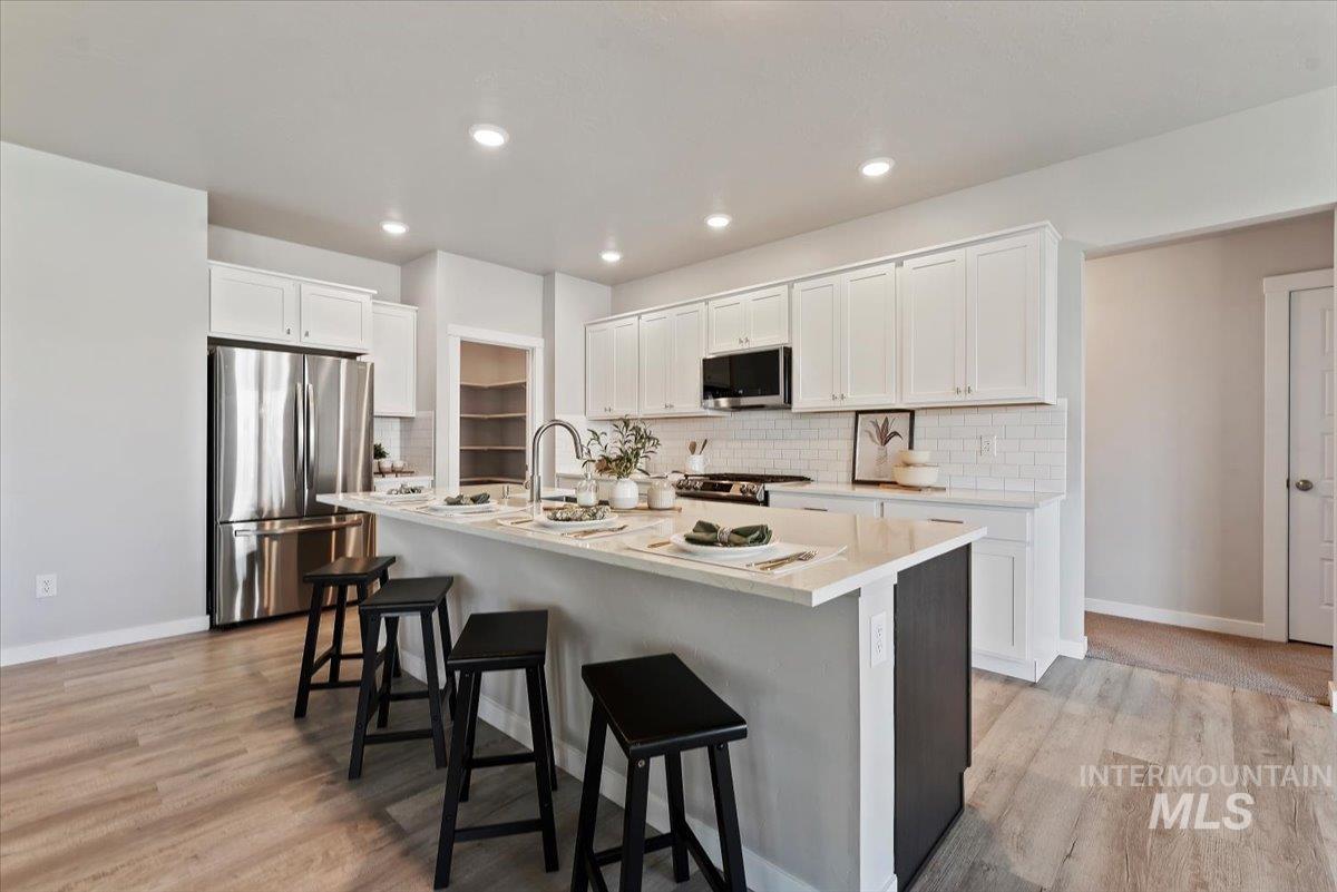 17421 N Santimon Way, Nampa, Idaho 83687, 4 Bedrooms, 2 Bathrooms, Residential For Sale, Price $515,000,MLS 98986356
