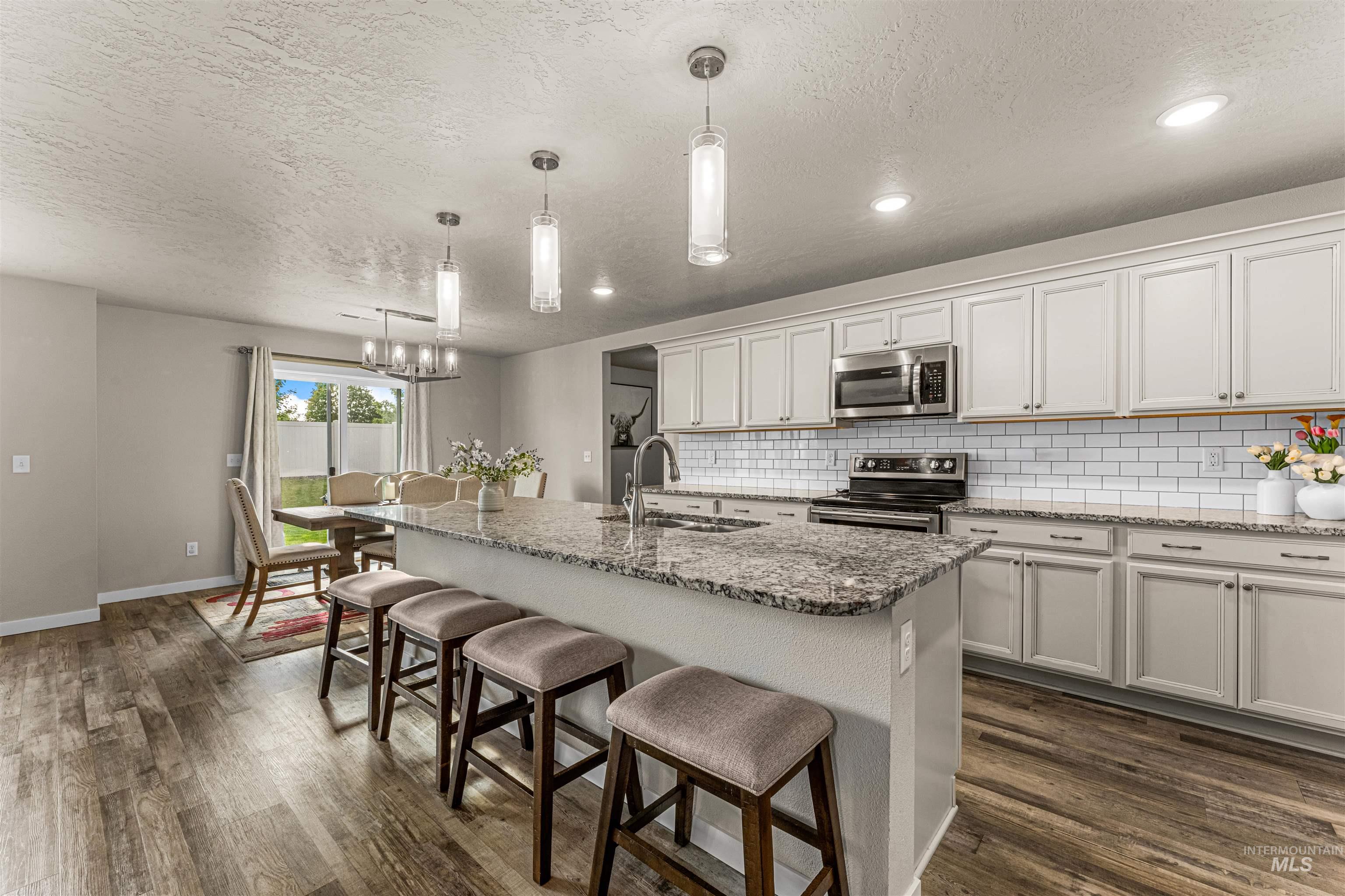 17817 Sunset Ridge Ave., Nampa, Idaho 83687, 4 Bedrooms, 2.5 Bathrooms, Residential For Sale, Price $489,900,MLS 98986358