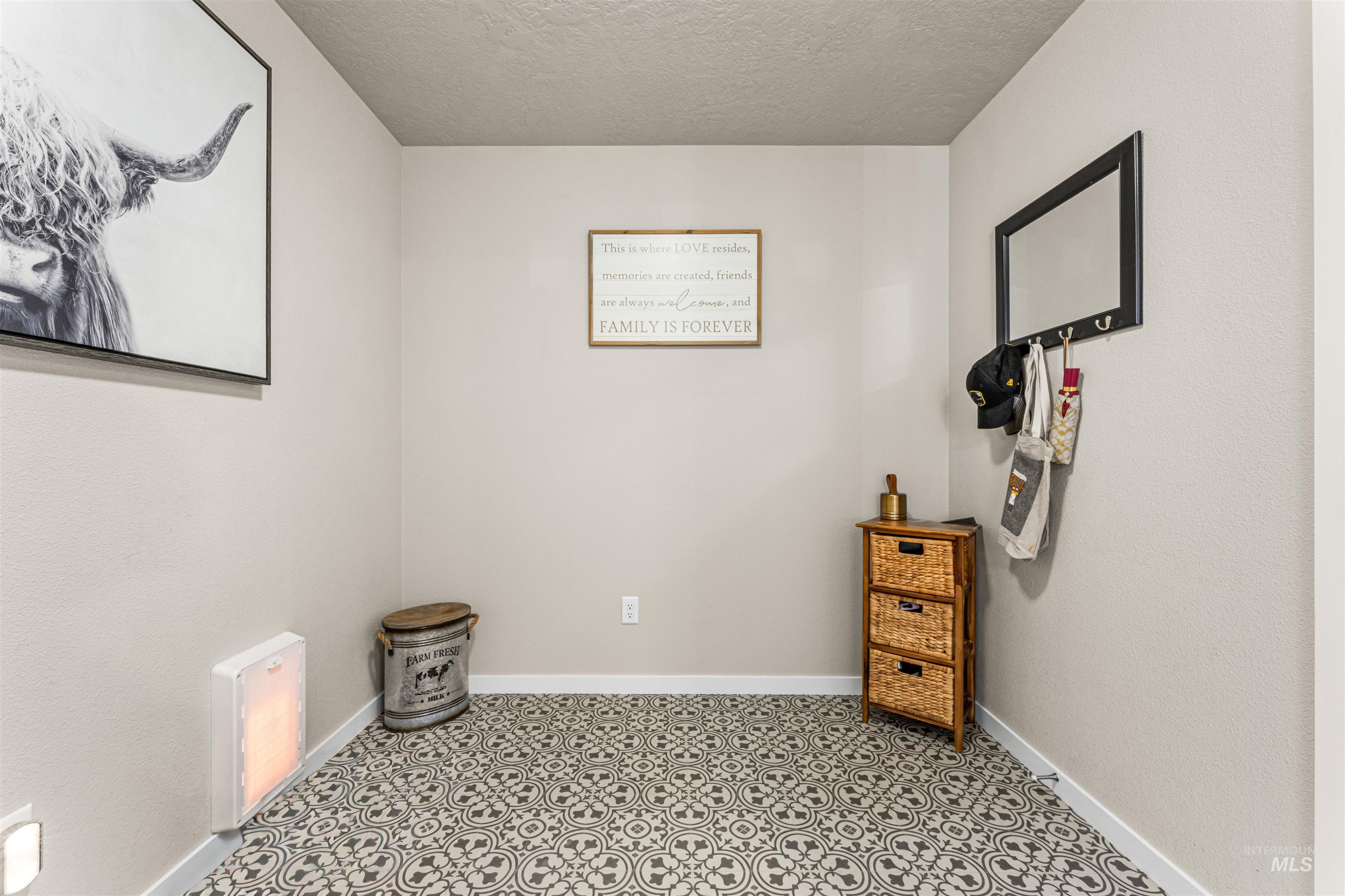17817 Sunset Ridge Ave., Nampa, Idaho 83687, 4 Bedrooms, 2.5 Bathrooms, Residential For Sale, Price $489,900,MLS 98986358
