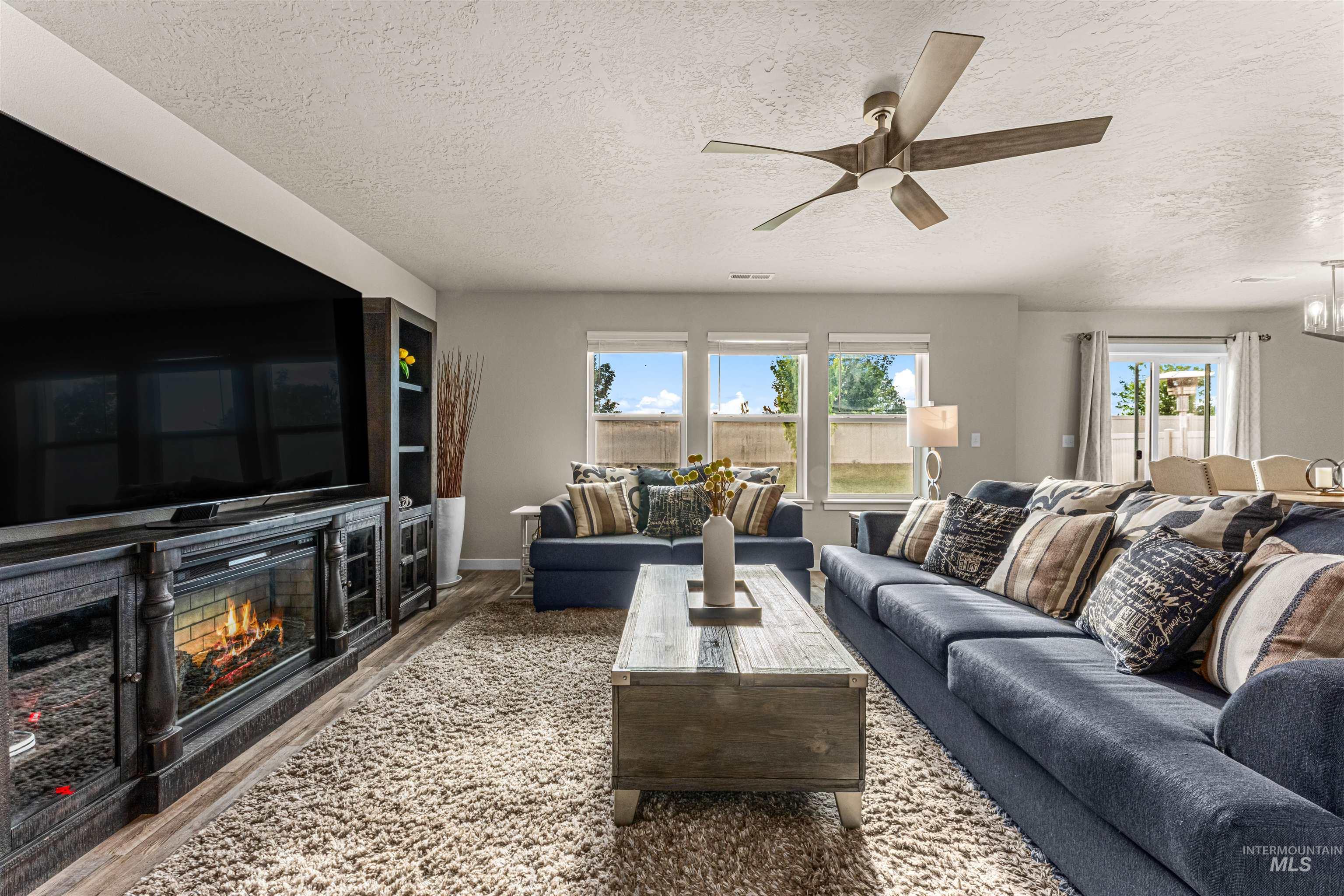 17817 Sunset Ridge Ave., Nampa, Idaho 83687, 4 Bedrooms, 2.5 Bathrooms, Residential For Sale, Price $489,900,MLS 98986358