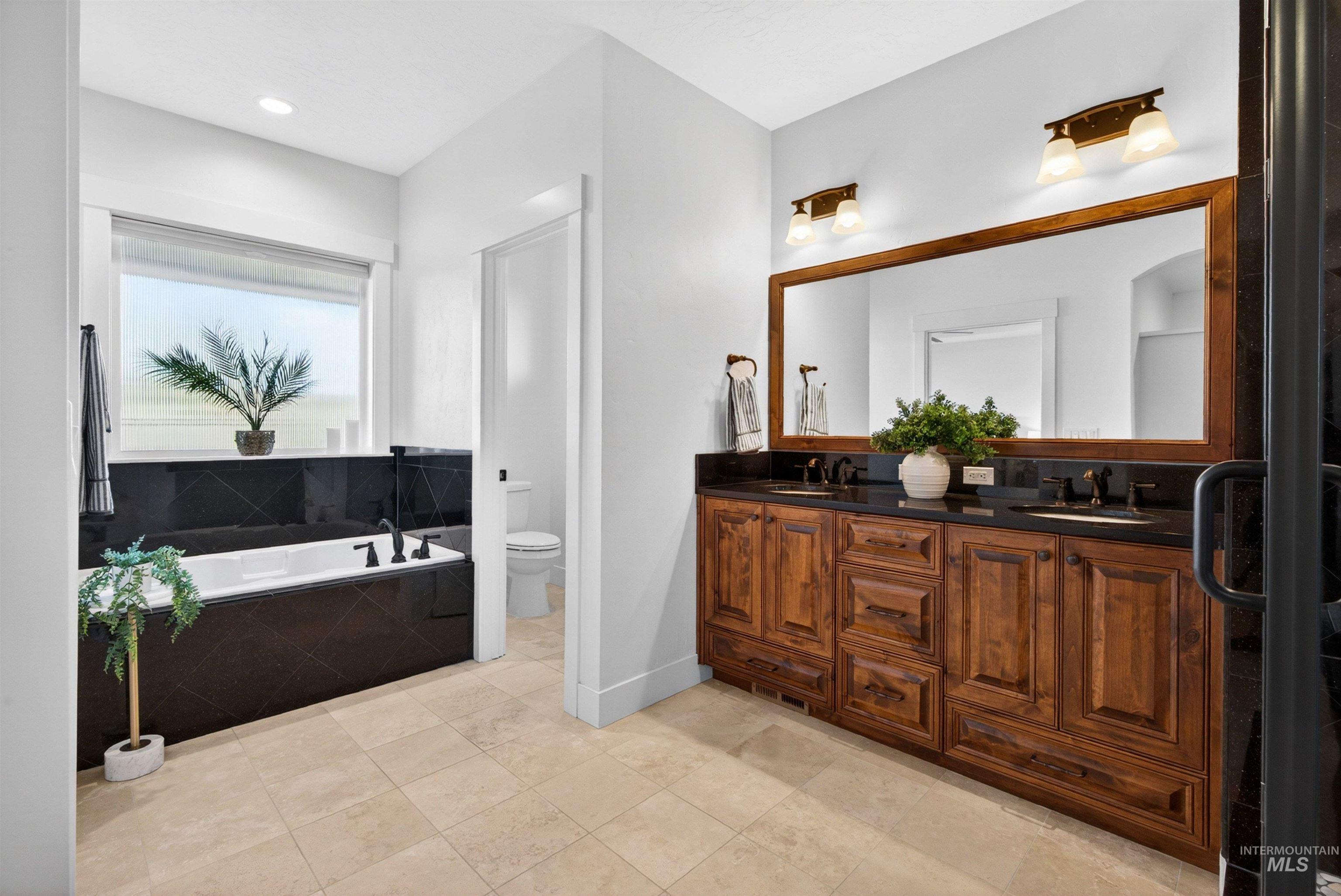 7624 S Wagons View Avenue, Boise, Idaho 83716, 5 Bedrooms, 3 Bathrooms, Residential For Sale, Price $1,200,000, 98986361