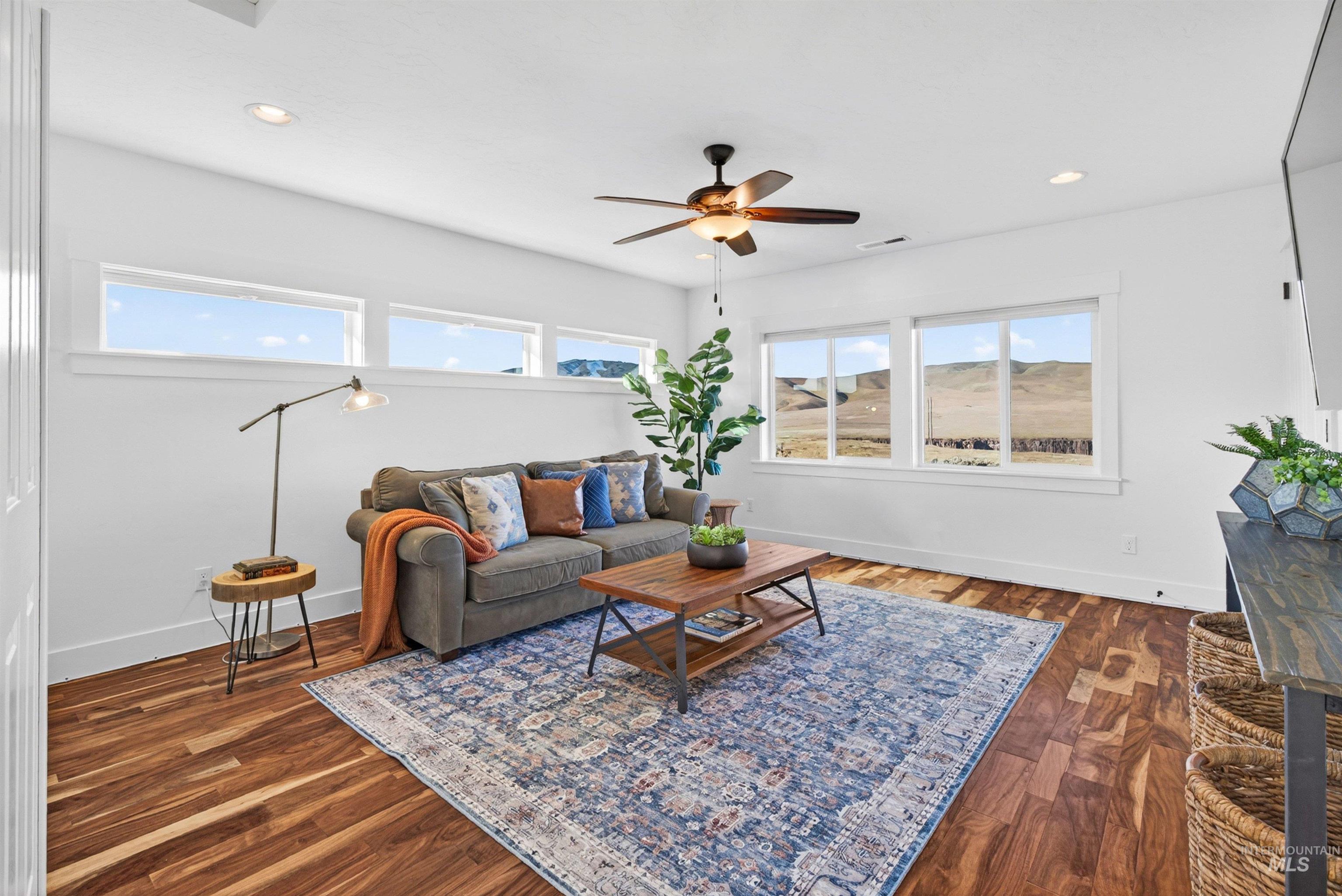 7624 S Wagons View Avenue, Boise, Idaho 83716, 5 Bedrooms, 3 Bathrooms, Residential For Sale, Price $1,200,000, 98986361