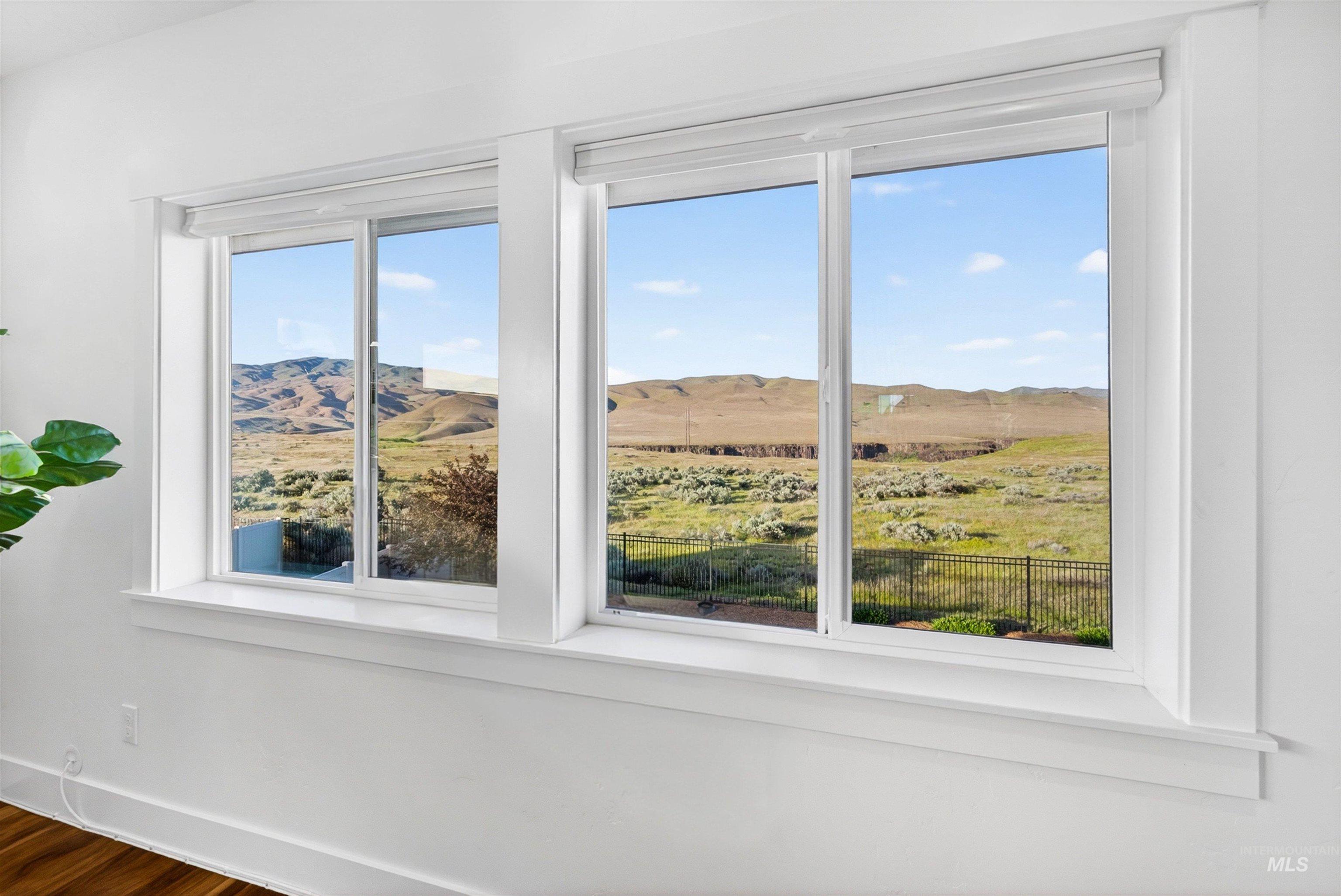 7624 S Wagons View Avenue, Boise, Idaho 83716, 5 Bedrooms, 3 Bathrooms, Residential For Sale, Price $1,200,000, 98986361