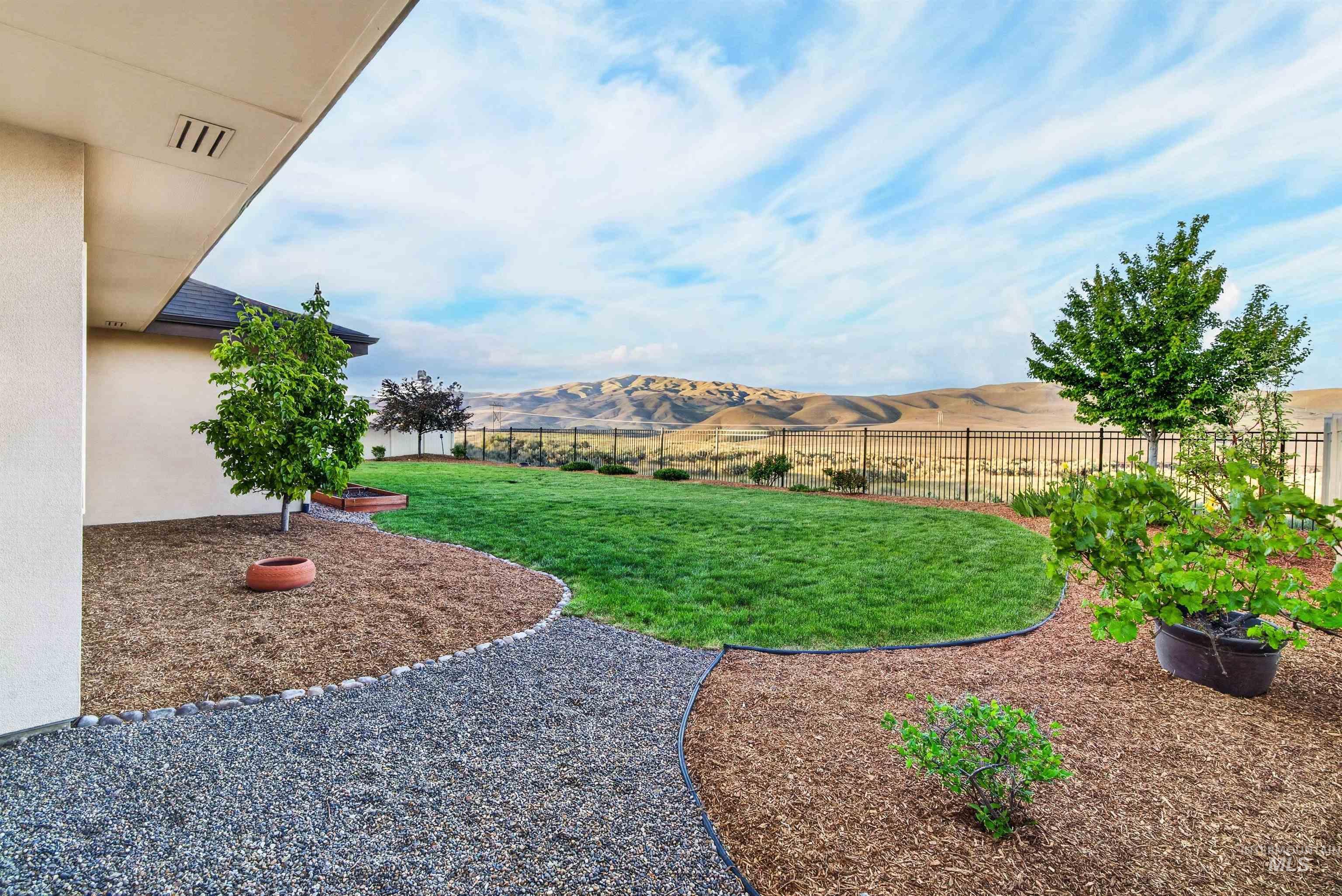 7624 S Wagons View Avenue, Boise, Idaho 83716, 5 Bedrooms, 3 Bathrooms, Residential For Sale, Price $1,200,000, 98986361