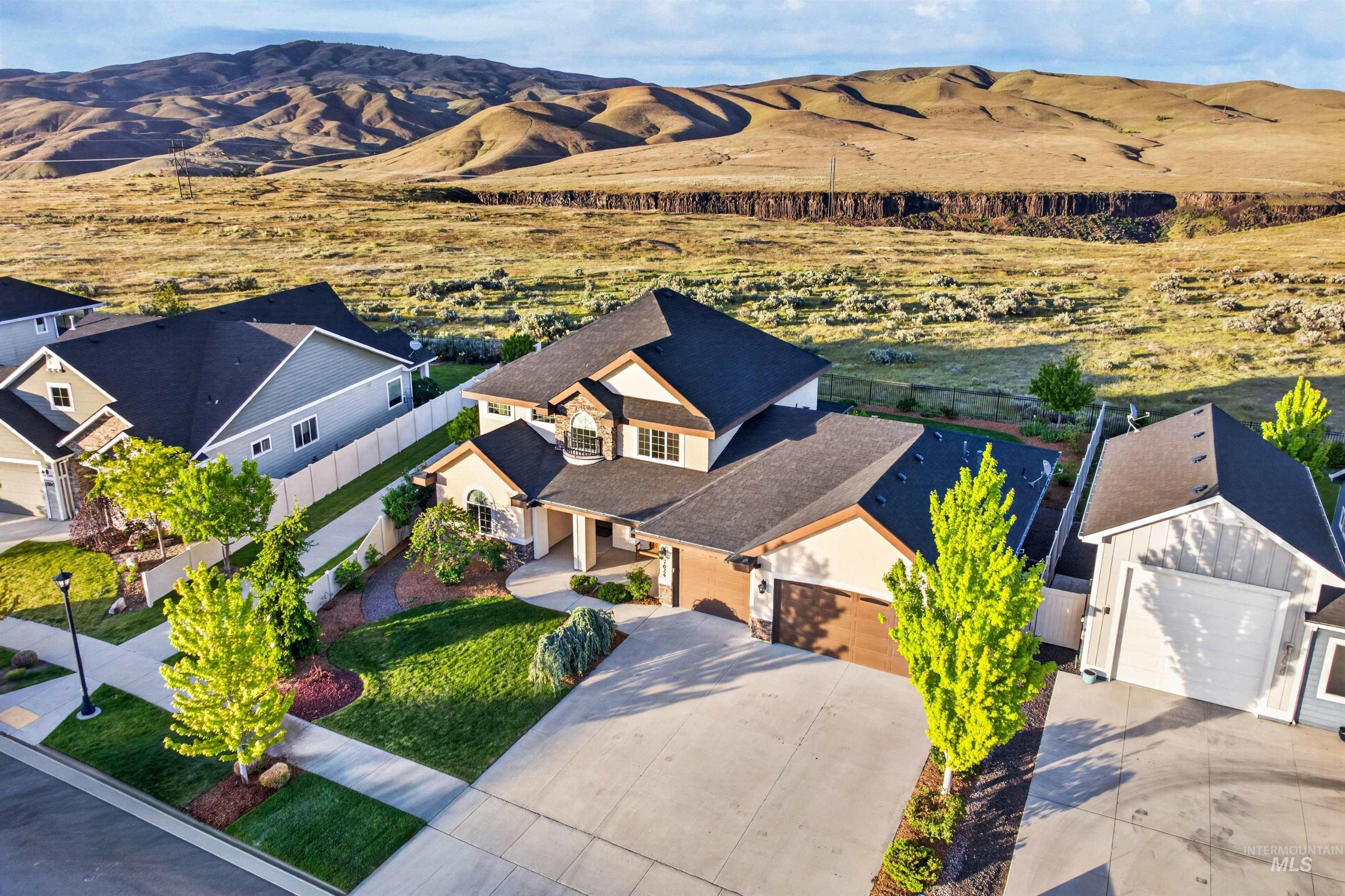 7624 S Wagons View Avenue, Boise, Idaho 83716, 5 Bedrooms, 3 Bathrooms, Residential For Sale, Price $1,200,000, 98986361
