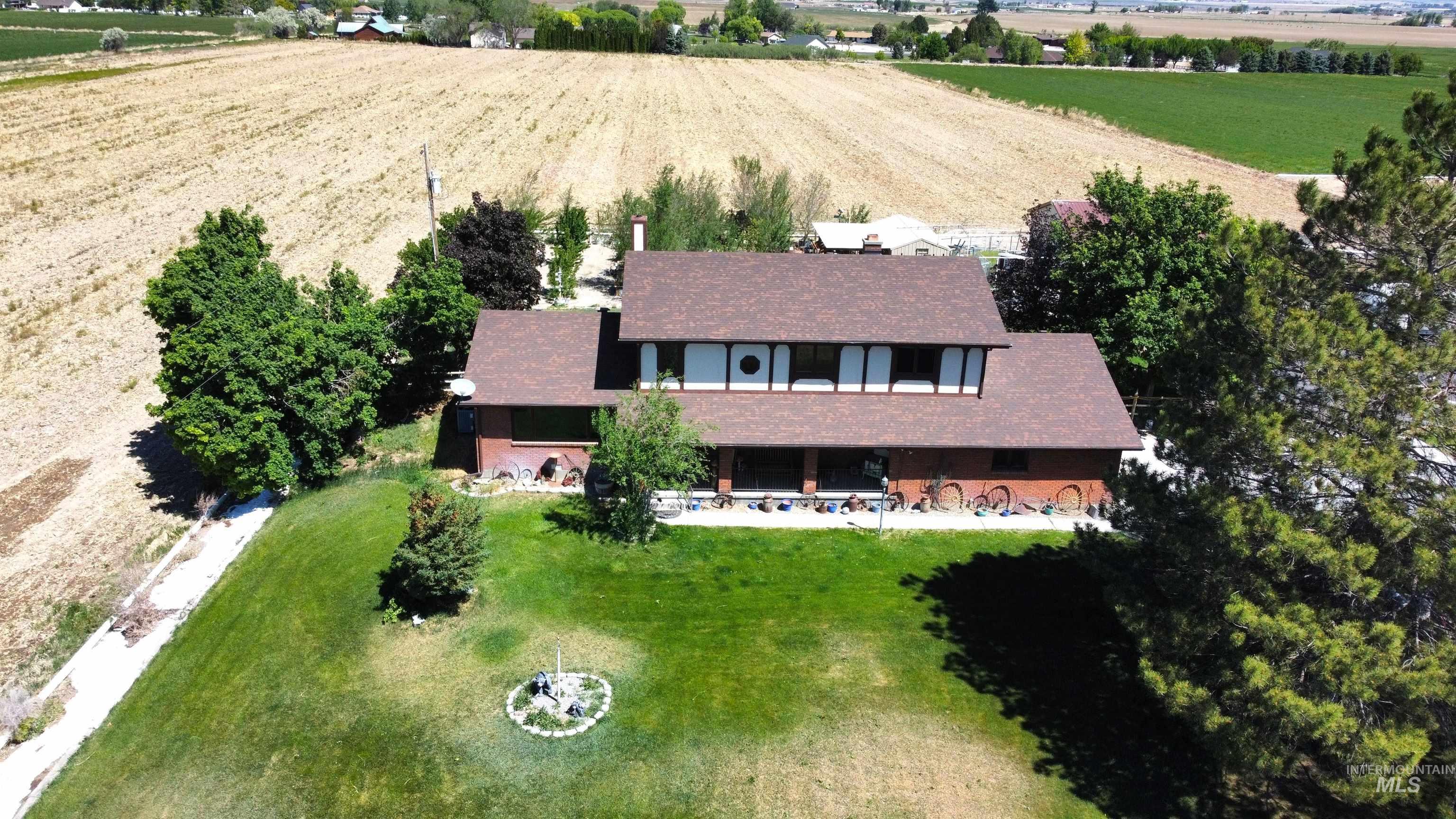 1530 E 4200 N, Buhl, Idaho 83316, 4 Bedrooms, 3 Bathrooms, Residential For Sale, Price $649,900,MLS 98986362