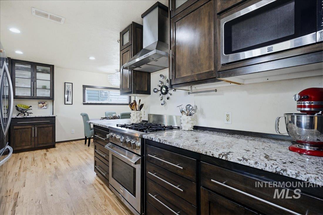 206 N Bacon Dr, Boise, Idaho 83712, 3 Bedrooms, 2 Bathrooms, Residential For Sale, Price $849,000,MLS 98986363