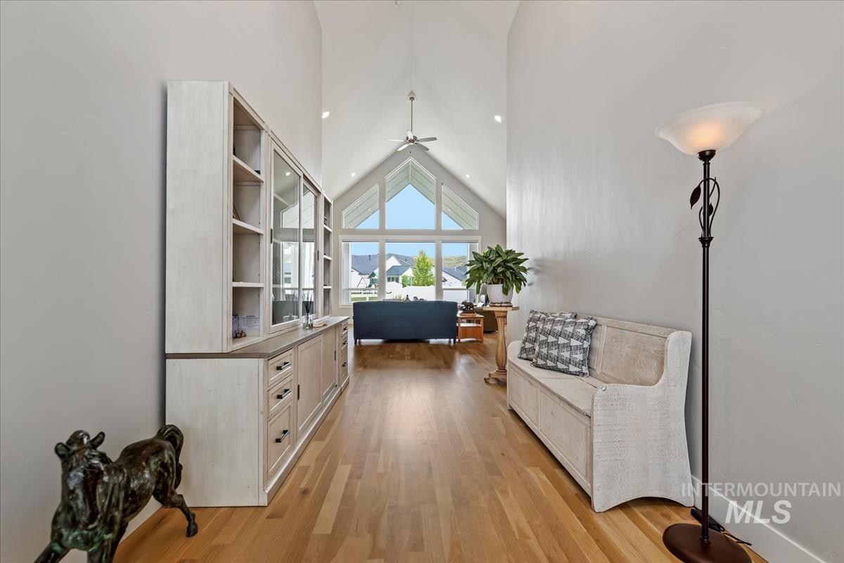 8253 W Brooks Dr, Boise, Idaho 83714, 3 Bedrooms, 2.5 Bathrooms, Residential For Sale, Price $985,000, 98986364