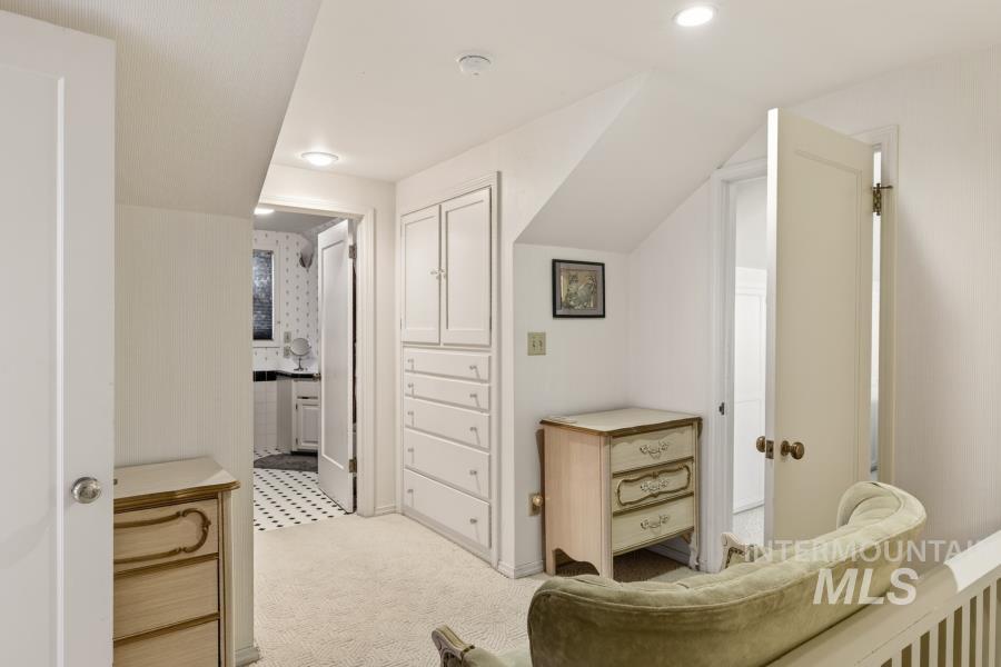 415 N Polk St, Moscow, Idaho 83843, 5 Bedrooms, 3 Bathrooms, Residential For Sale, Price $680,000,MLS 98986365