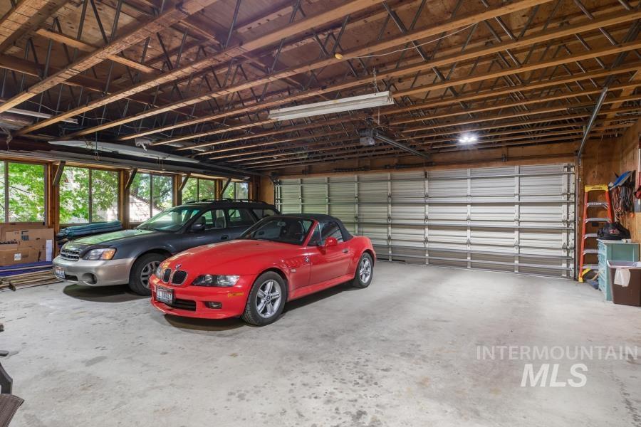 415 N Polk St, Moscow, Idaho 83843, 5 Bedrooms, 3 Bathrooms, Residential For Sale, Price $680,000,MLS 98986365