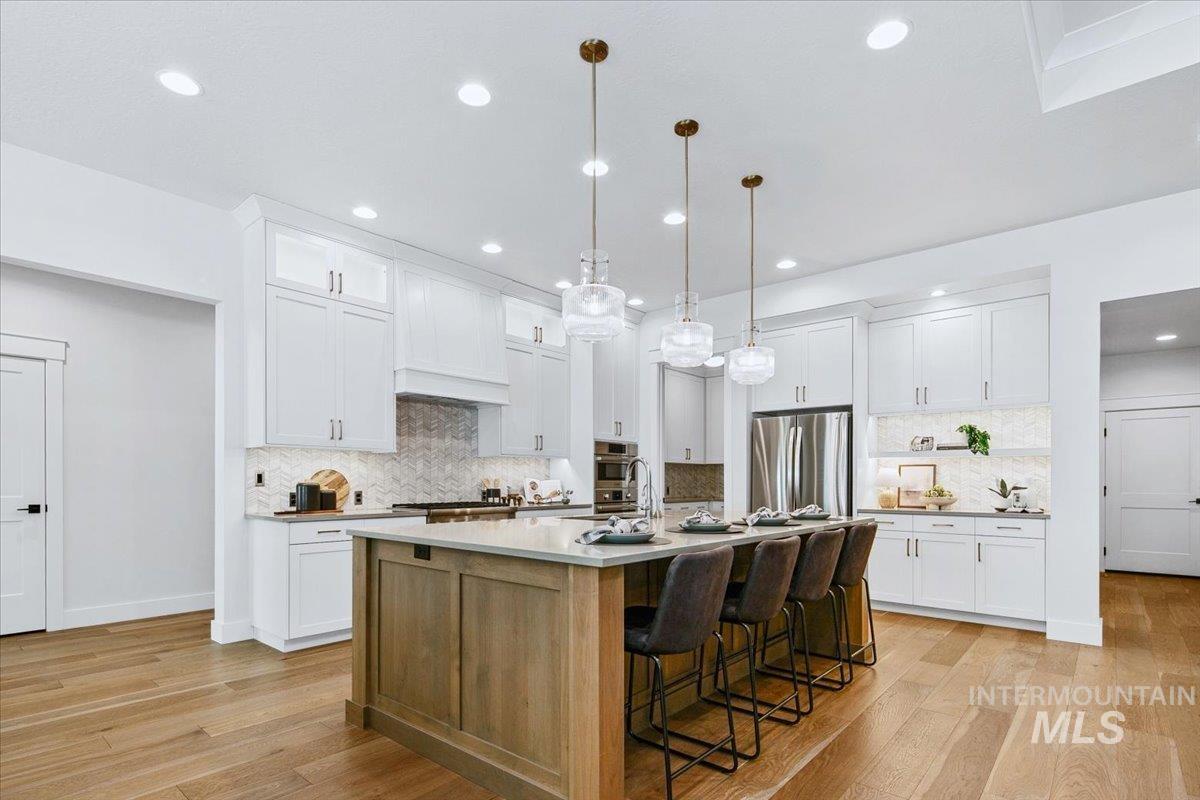 3834 E Englehart Ln., Meridian, Idaho 83642, 4 Bedrooms, 3.5 Bathrooms, Residential For Sale, Price $959,500, 98986368