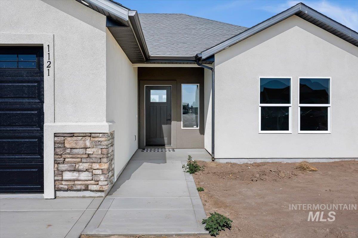 1121 Moss, Rupert, Idaho 83350, 4 Bedrooms, 2 Bathrooms, Residential For Sale, Price $480,000, 98986369