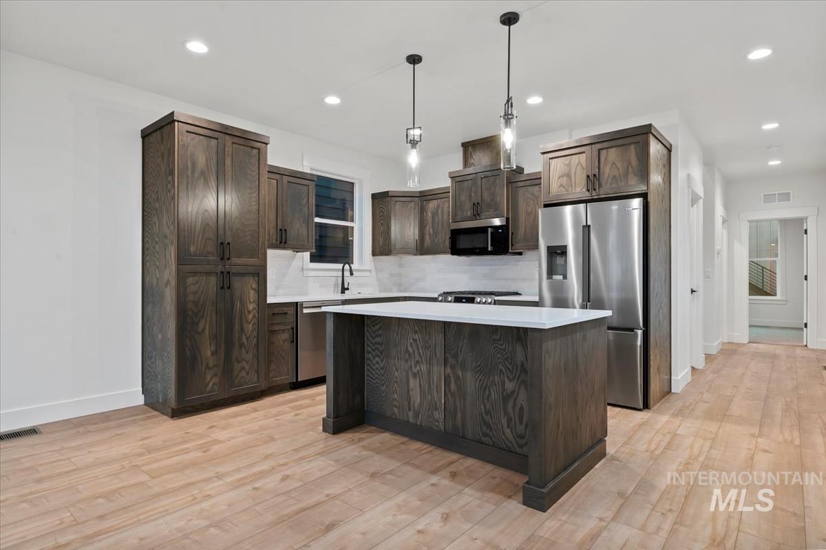 1715 N 31st St, Boise, Idaho 83703, 3 Bedrooms, 3.5 Bathrooms, Residential For Sale, Price $749,900,MLS 98986370