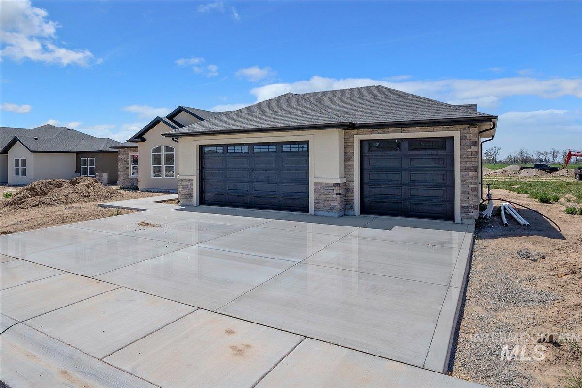 1205 Moss, Rupert, Idaho 83350, 4 Bedrooms, 2 Bathrooms, Residential For Sale, Price $475,000, 98986371