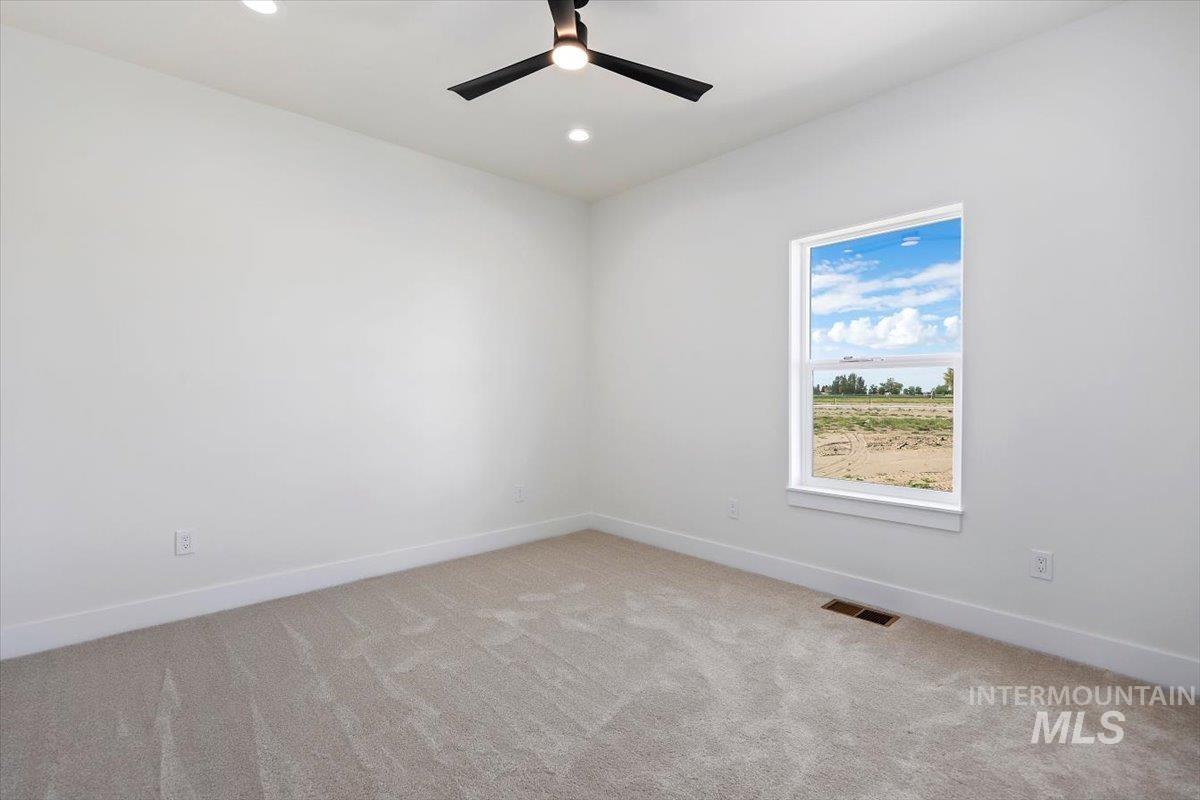 1205 Moss, Rupert, Idaho 83350, 4 Bedrooms, 2 Bathrooms, Residential For Sale, Price $475,000,MLS 98986371