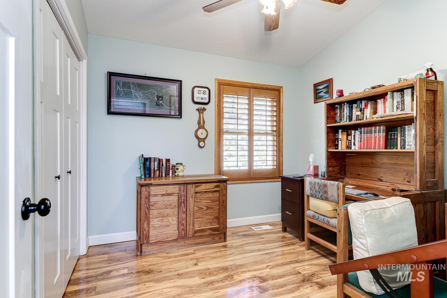 211 Evergreen Dr., Boise, Idaho 83716, 3 Bedrooms, 3 Bathrooms, Residential For Sale, Price $499,000, 98986373