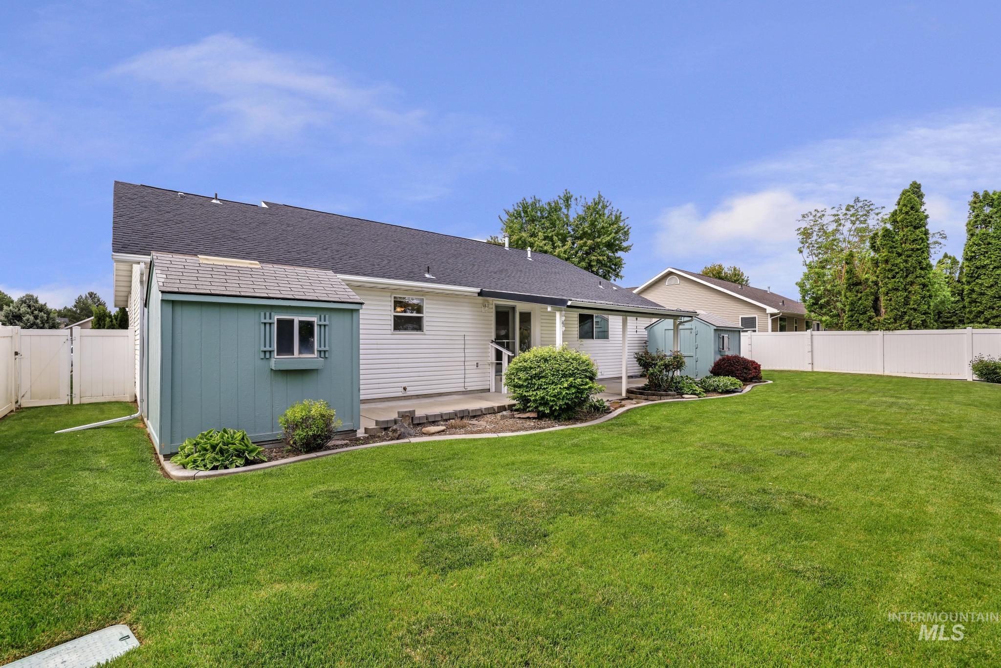 1433 Julie Ln., Twin Falls, Idaho 83301, 3 Bedrooms, 2 Bathrooms, Residential For Sale, Price $369,900, 98986374