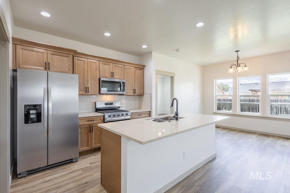 1075 W 10Th Street, Weiser, Idaho 83672, 3 Bedrooms, 2 Bathrooms, Residential For Sale, Price $379,900, 98986376
