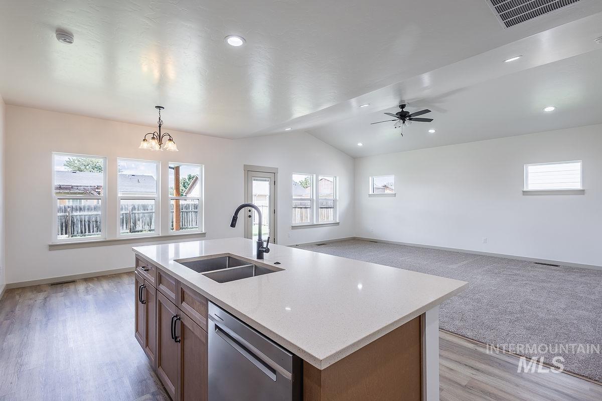 1075 W 10Th Street, Weiser, Idaho 83672, 3 Bedrooms, 2 Bathrooms, Residential For Sale, Price $379,900, 98986376