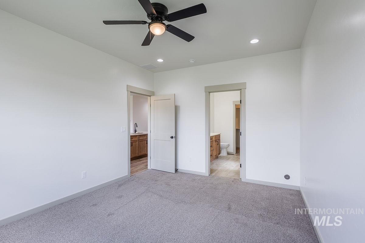 1075 W 10Th Street, Weiser, Idaho 83672, 3 Bedrooms, 2 Bathrooms, Residential For Sale, Price $379,900, 98986376