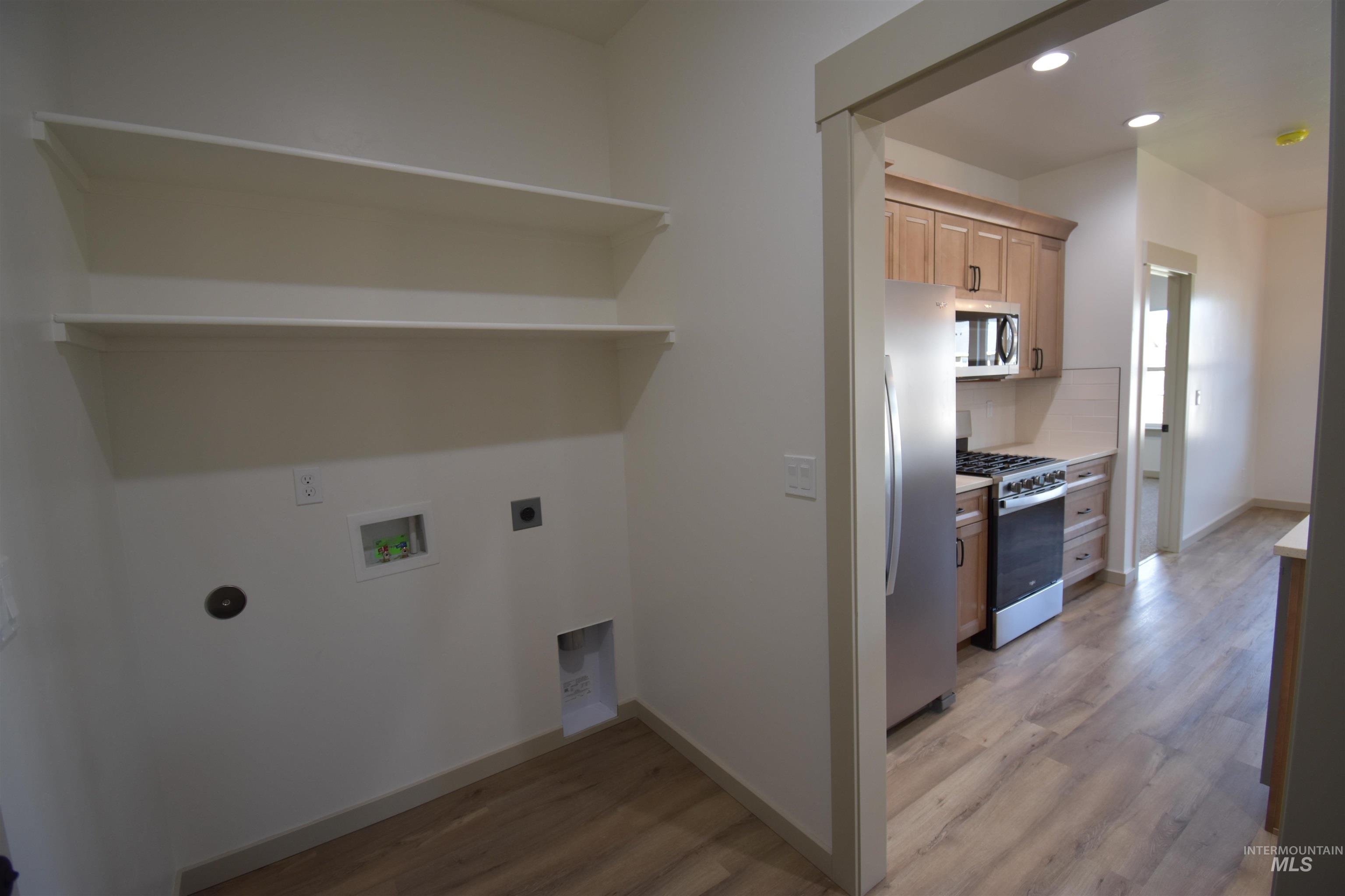 1075 W 10Th Street, Weiser, Idaho 83672, 3 Bedrooms, 2 Bathrooms, Residential For Sale, Price $390,000,MLS 98986376