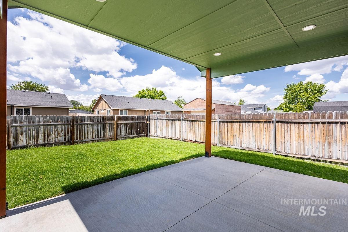 1075 W 10Th Street, Weiser, Idaho 83672, 3 Bedrooms, 2 Bathrooms, Residential For Sale, Price $379,900, 98986376