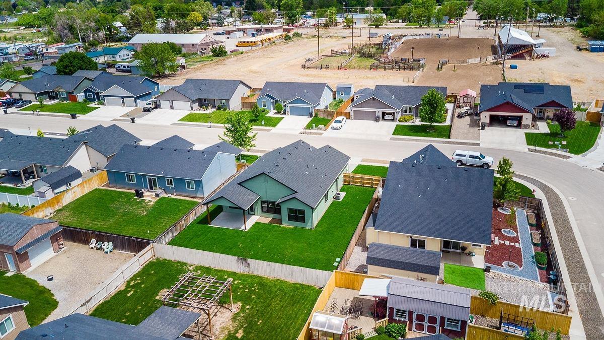 1075 W 10Th Street, Weiser, Idaho 83672, 3 Bedrooms, 2 Bathrooms, Residential For Sale, Price $379,900, 98986376