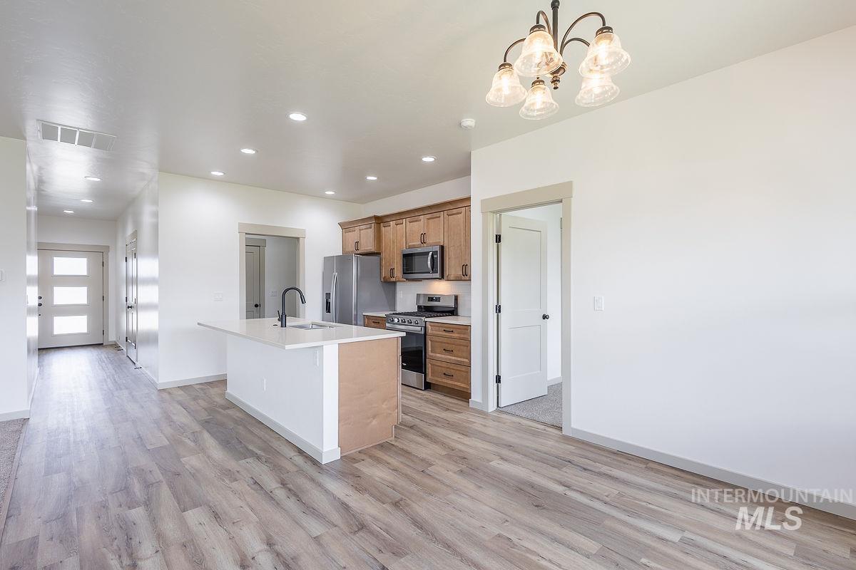 1075 W 10Th Street, Weiser, Idaho 83672, 3 Bedrooms, 2 Bathrooms, Residential For Sale, Price $379,900, 98986376